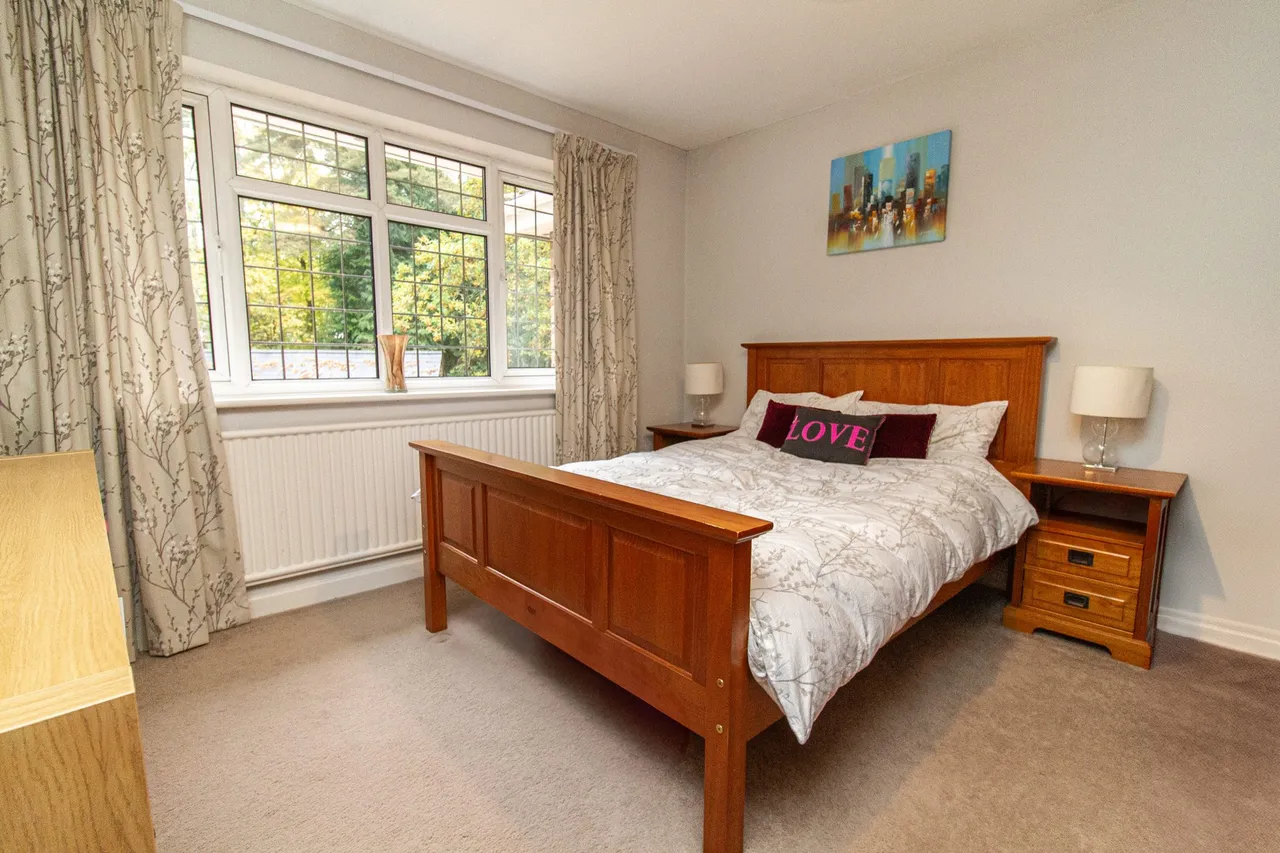 Wychwood Lodge Fitzroy Road, Fleet, GU51 4JH, photo 18