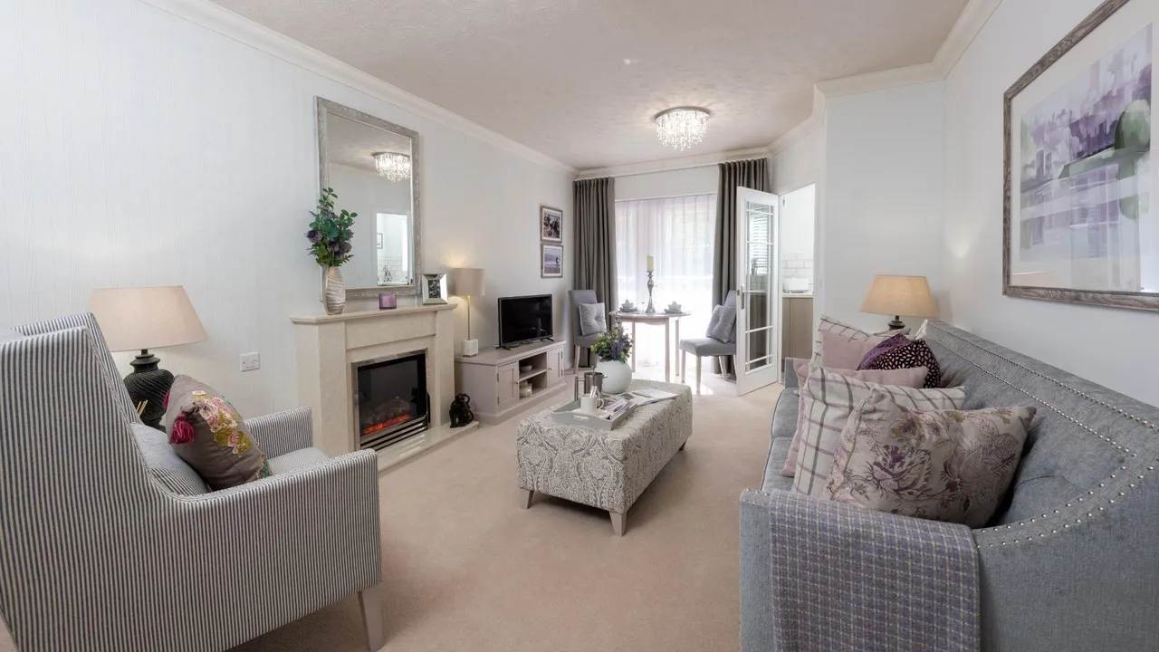 Thorpe Road, Staines-Upon-Thames, TW18, photo 9