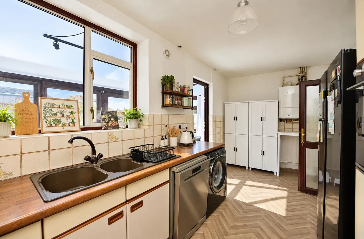 Perry Way, South Ockendon, RM15, photo 5