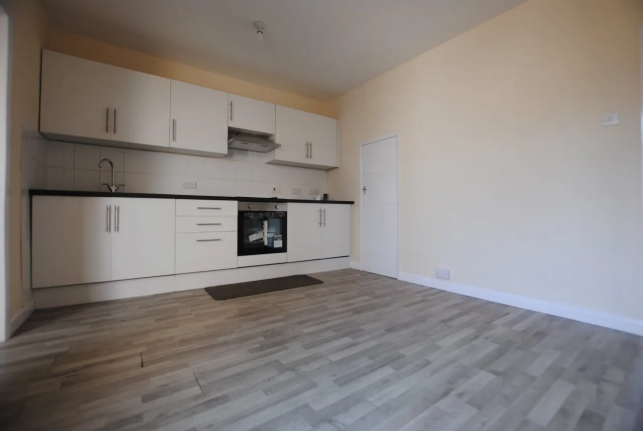 Knockhall Chase, Greenhithe, Kent, DA9 9EW, photo 4