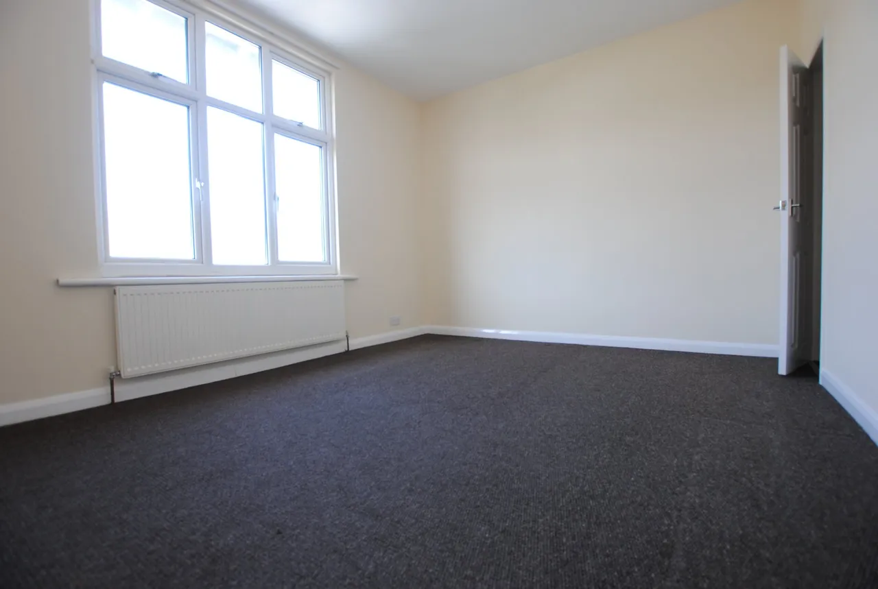 Knockhall Chase, Greenhithe, Kent, DA9 9EW, photo 6