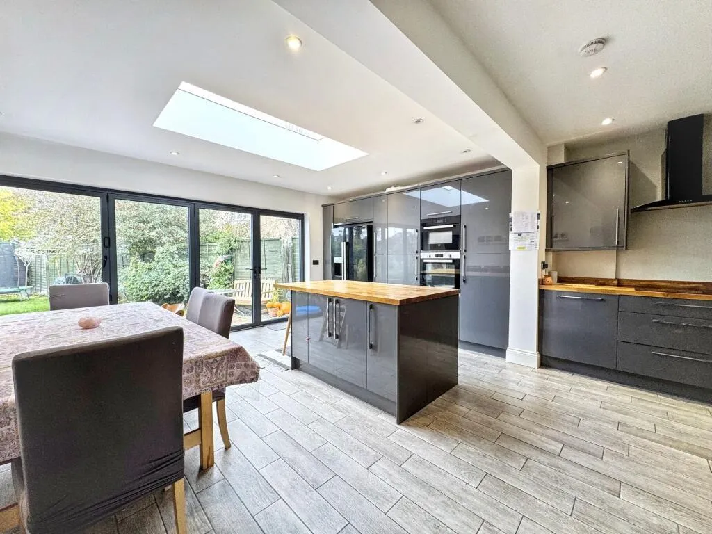 Deans Lane, Edgware, HA8, Edgware, photo 5