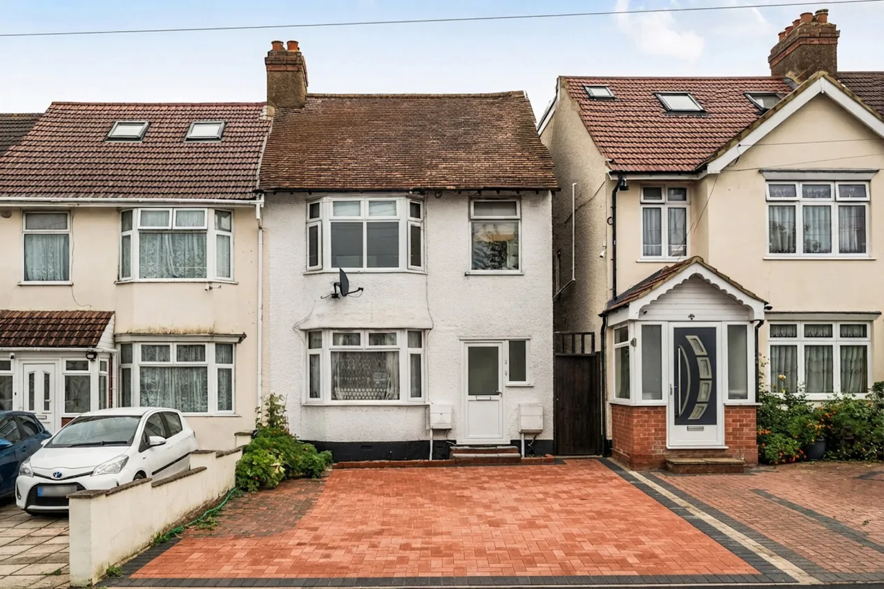 1 bed flat for sale, Corbins Lane, Harrow, HA2