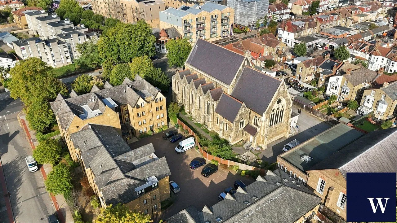 Hamilton Square, Finchley, N12, photo 18