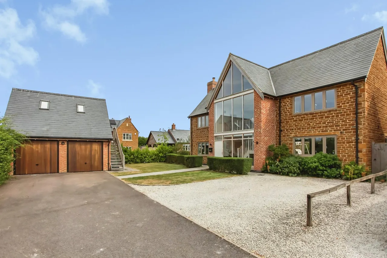 4 bed house for sale, Top Street, Southam, CV47