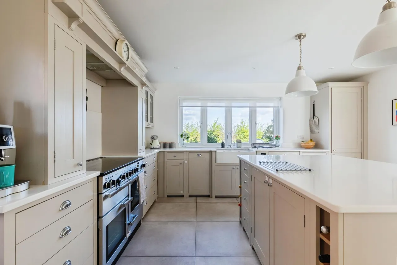 Top Street, Southam, CV47, photo 11