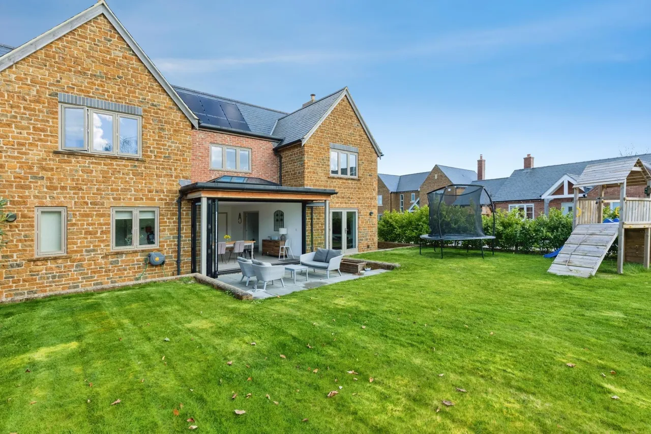 Top Street, Southam, CV47, photo 43