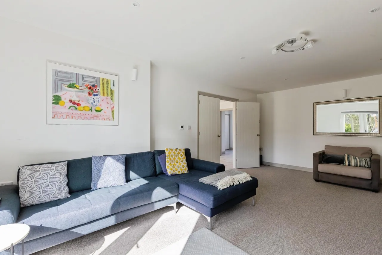 Top Street, Southam, CV47, photo 12