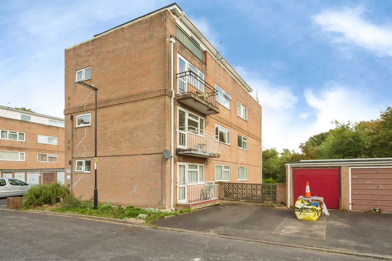 Brook Valley, Southampton, SO16, photo 20