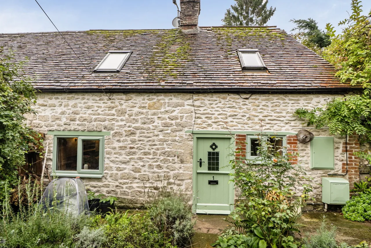 2 bed house for sale, Wellhead, Warminster, BA12