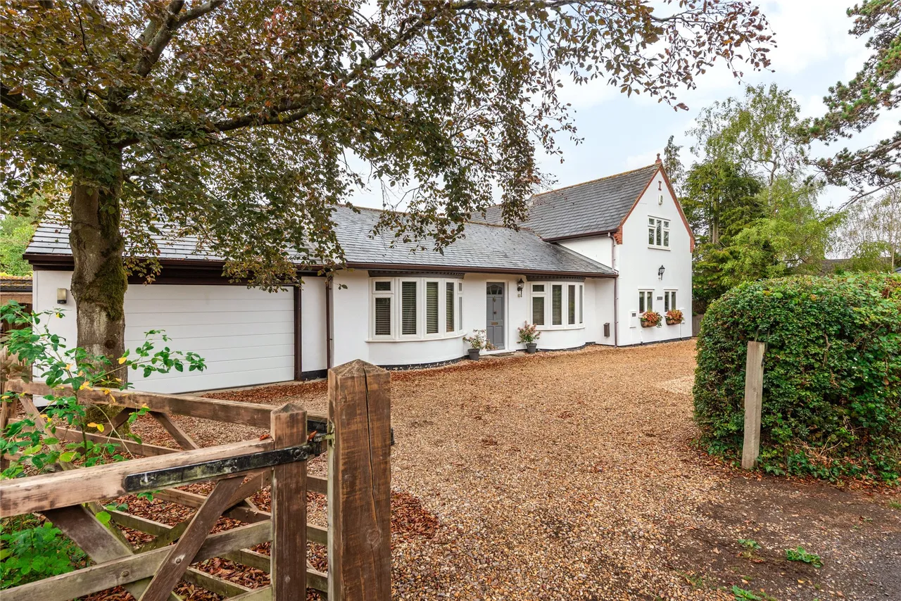 4 bed property for sale, Springfield, Lower End, NN7