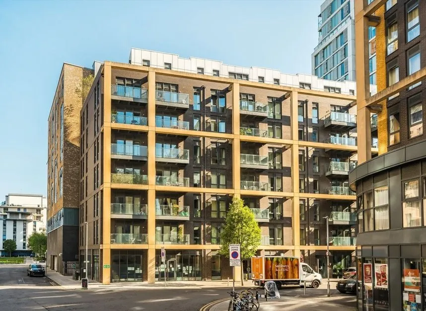 2 bed flat for sale, Enterprise Way, Wandsworth, SW18