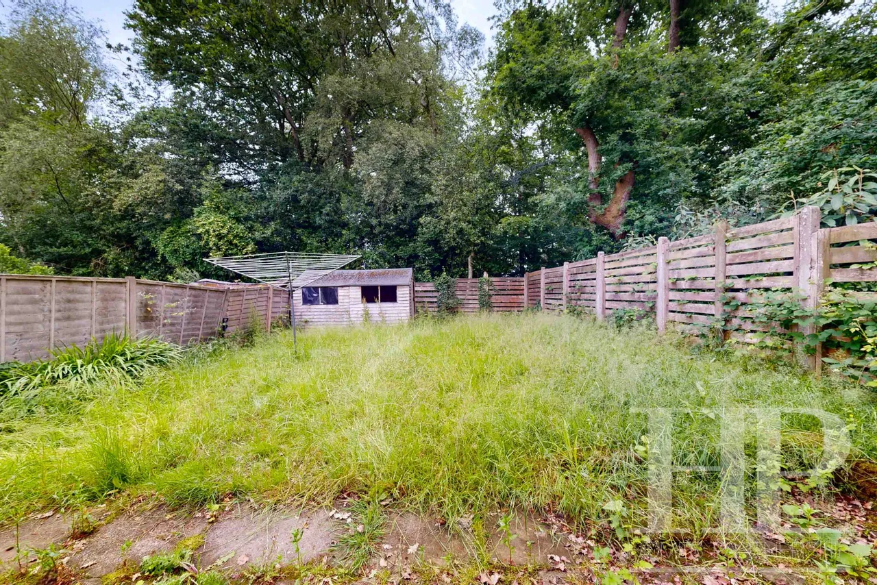 Lindgren Walk, Crawley, RH11, photo 5