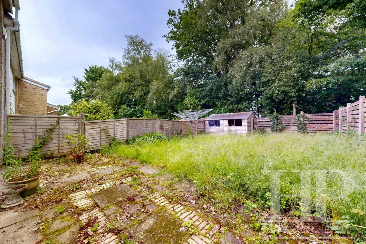 Lindgren Walk, Crawley, RH11, photo 15