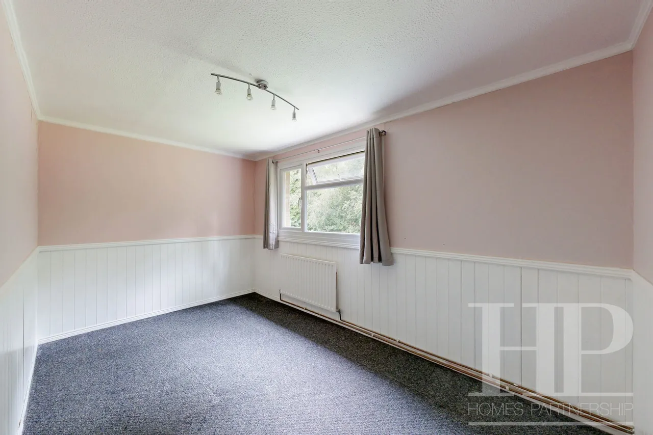 Lindgren Walk, Crawley, RH11, photo 9