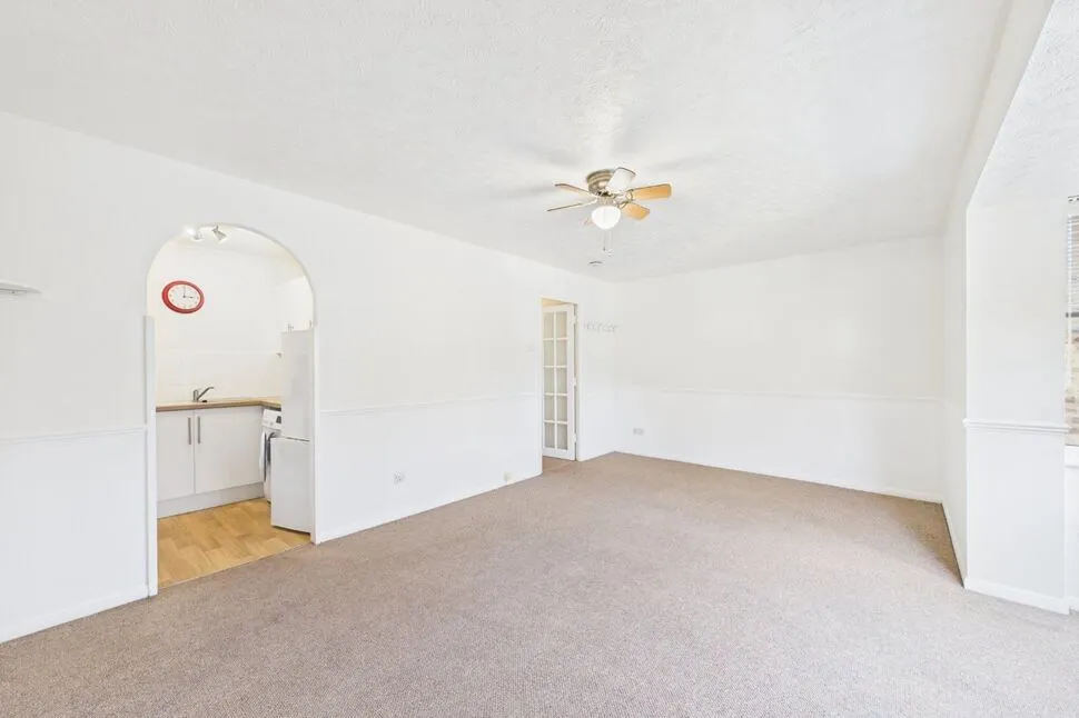 Knights Manor Way, Dartford, Kent, DA1, photo 4