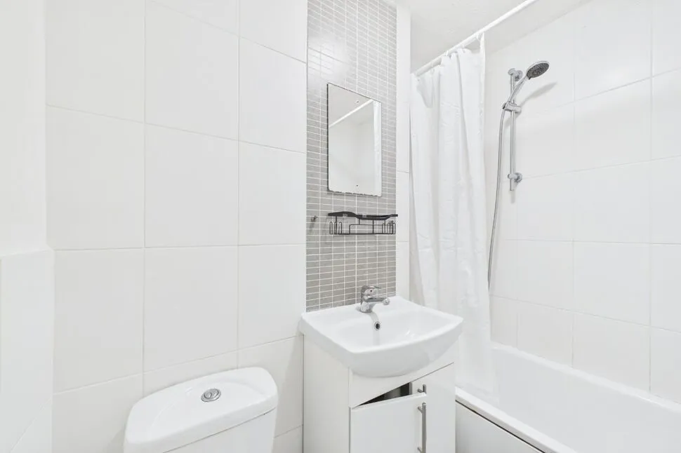 Knights Manor Way, Dartford, Kent, DA1, photo 8