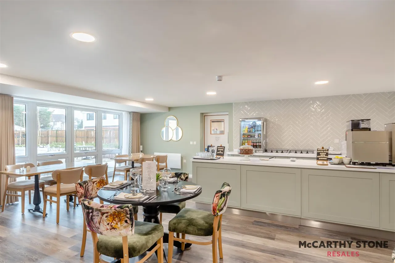Wetherby Road, Harrogate, HG2, photo 19