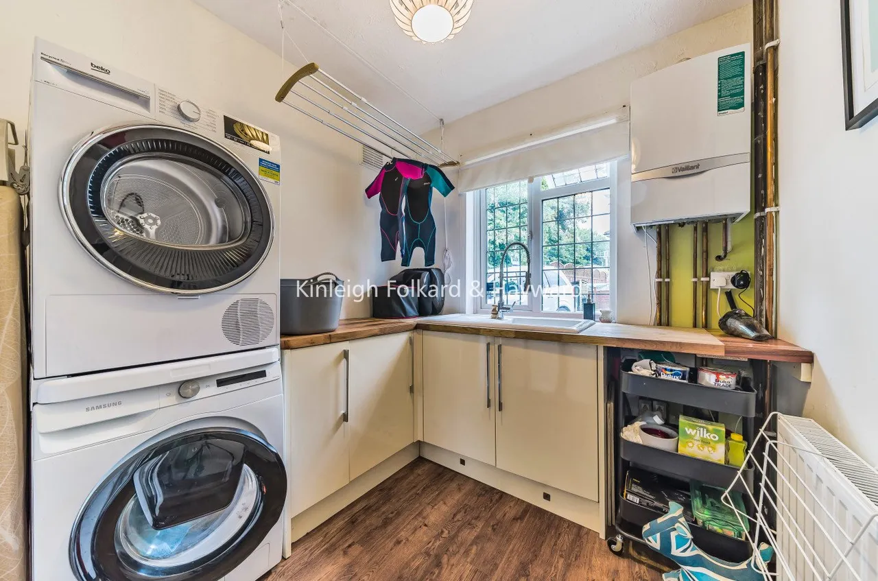Dene Close, Hayes, Kent, BR2, photo 12