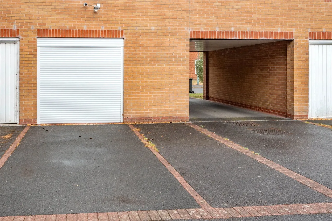 Iron Way, Bromsgrove, Worcestershire, B60 3GN, photo 12