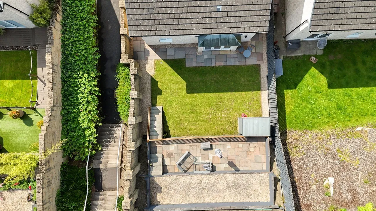 Pine Close, Stewarton, Kilmarnock, East Ayrshire, KA3, photo 25