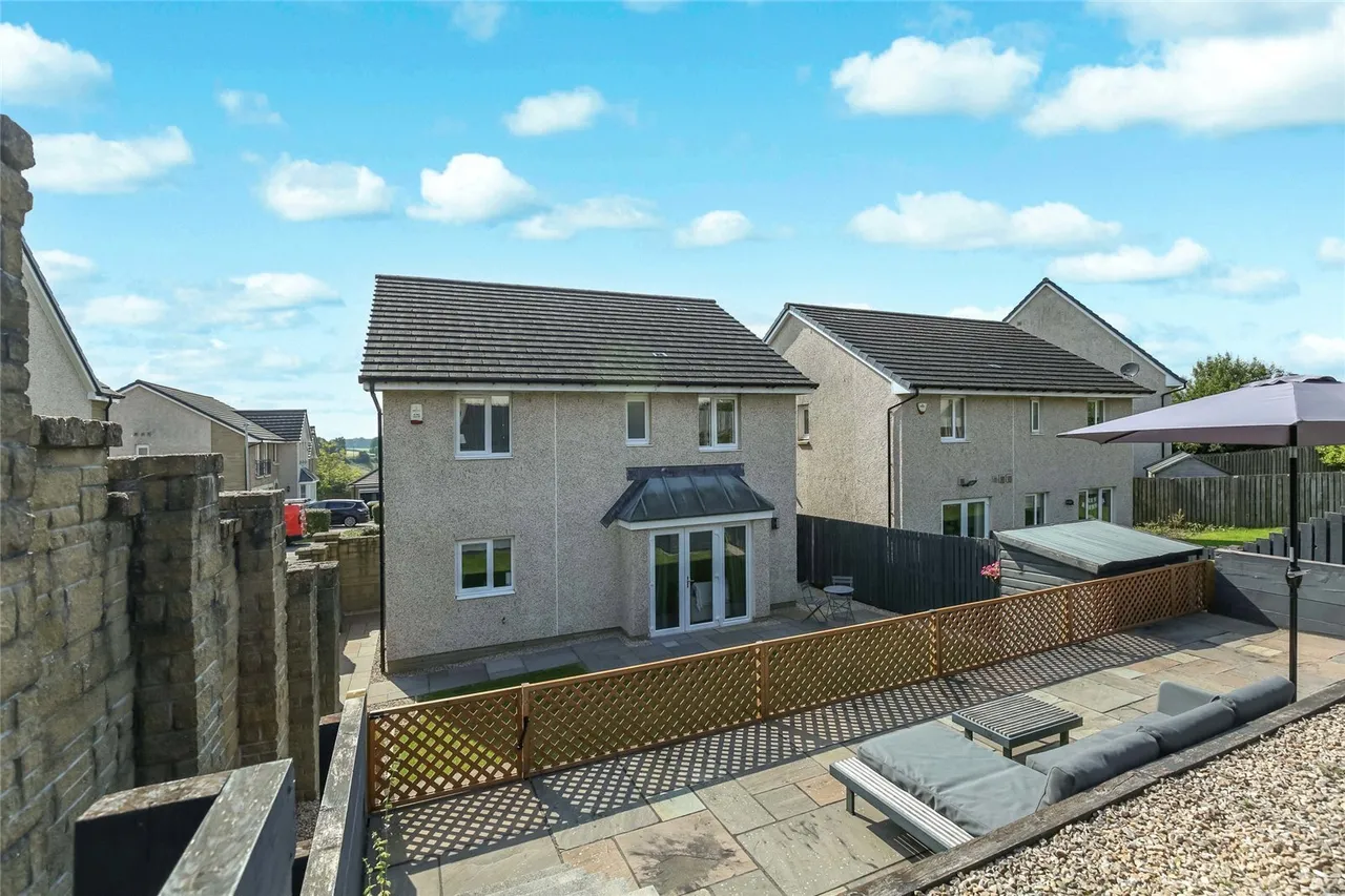 Pine Close, Stewarton, Kilmarnock, East Ayrshire, KA3, photo 15