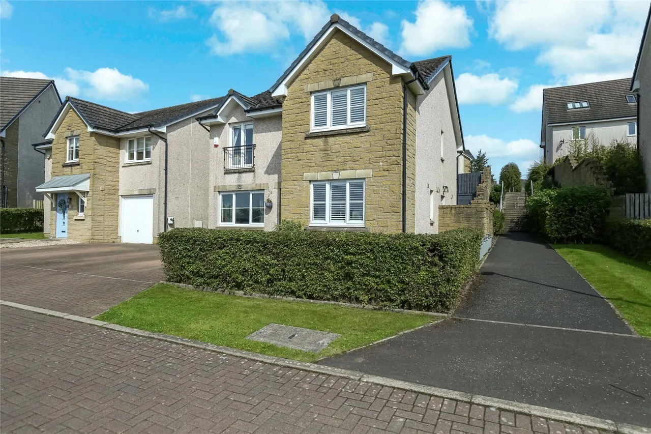 4 bed house for sale — Pine Close, Stewarton, Kilmarnock, East Ayrshire, KA3