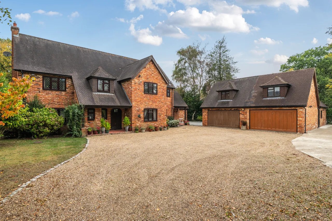 5 bed templewood lane, farnham common, buckinghamshire,sl2 for sale, Templewood Lane, Farnham Common, SL2