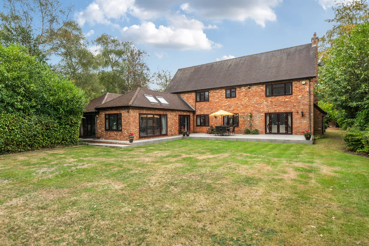 Templewood Lane, Farnham Common, SL2, photo 11