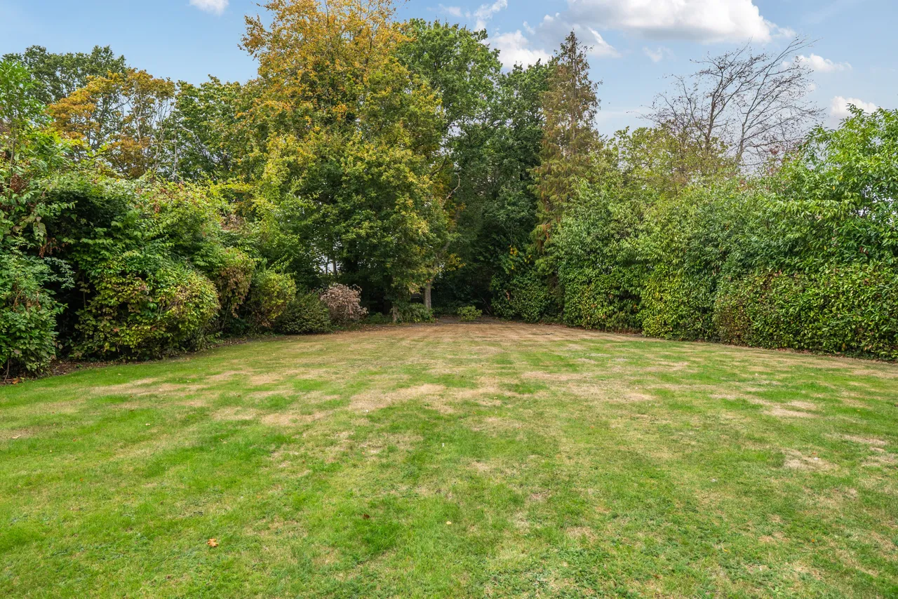 Templewood Lane, Farnham Common, SL2, photo 13