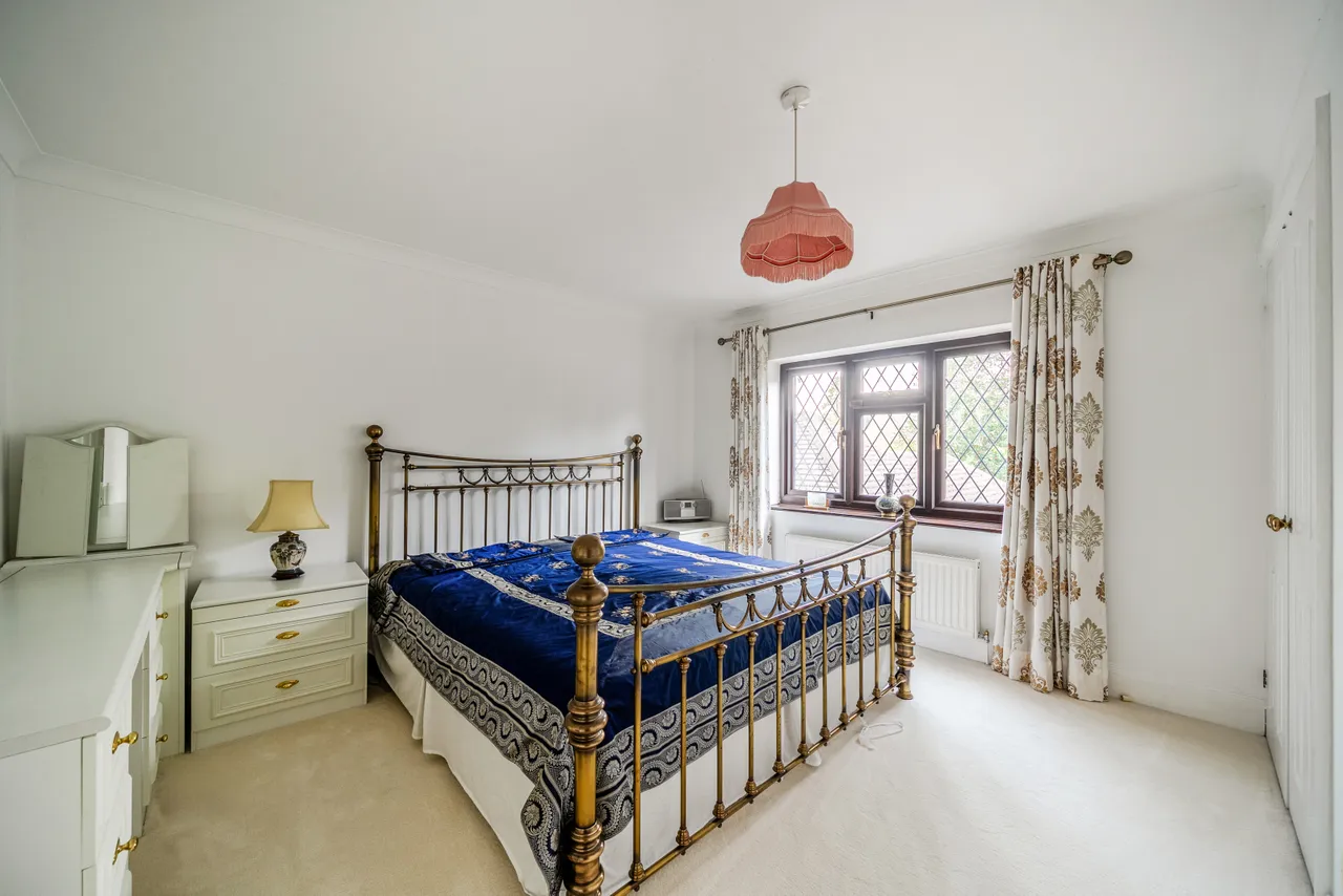 Templewood Lane, Farnham Common, SL2, photo 14