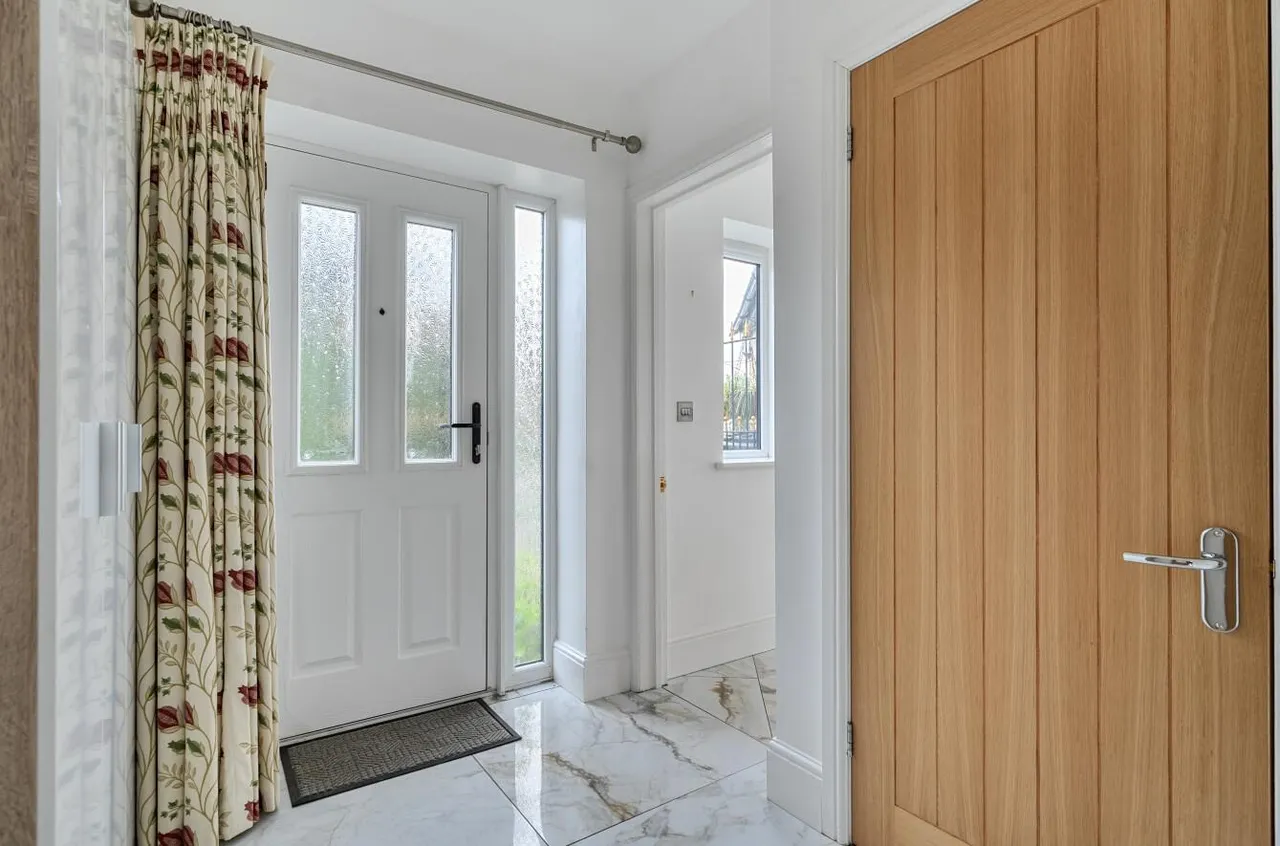 Radnor Park, Corston, SN16, photo 5
