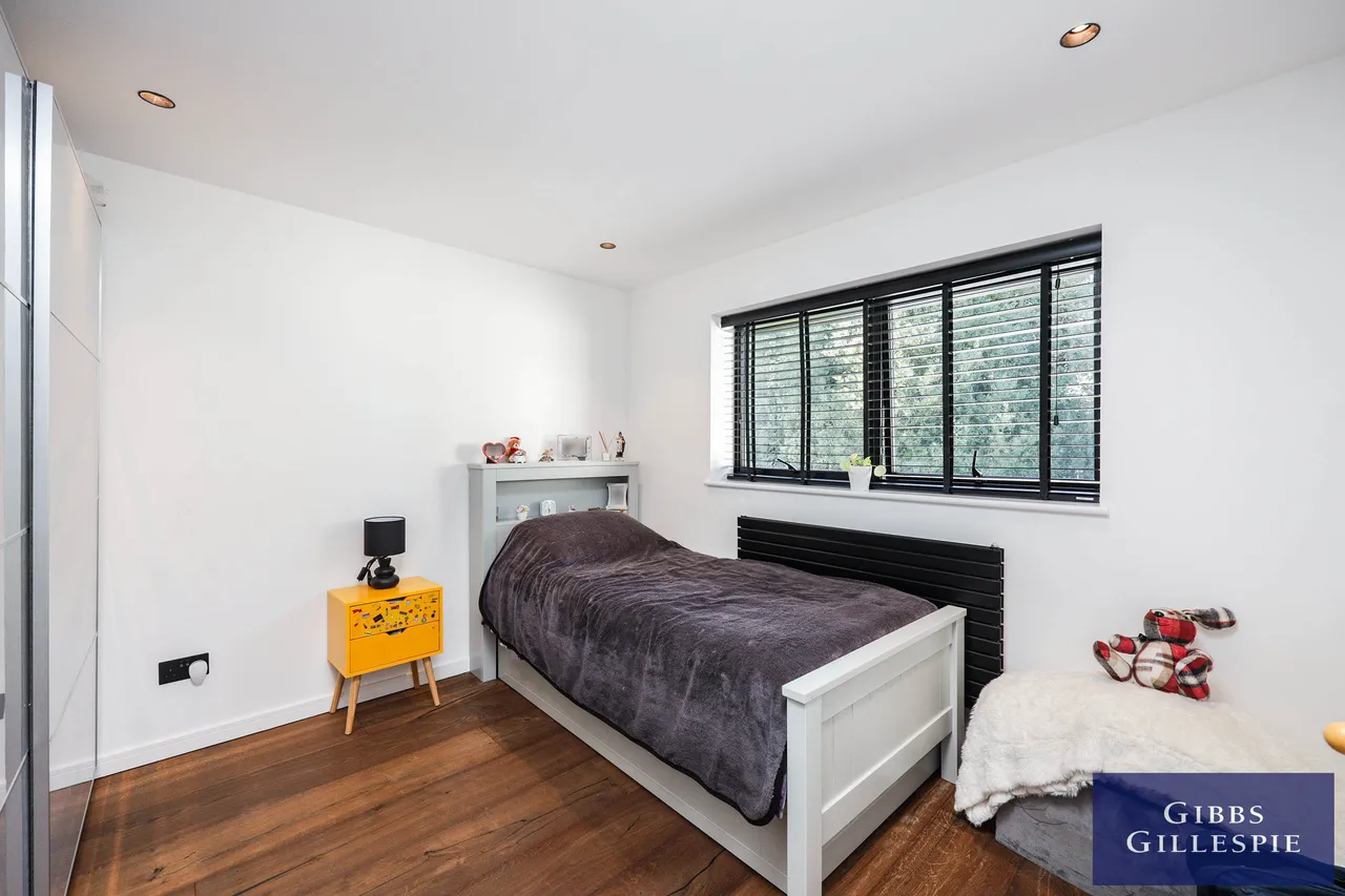 Pond Lane, Chalfont St. Peter Fees Apply, SL9, photo 5