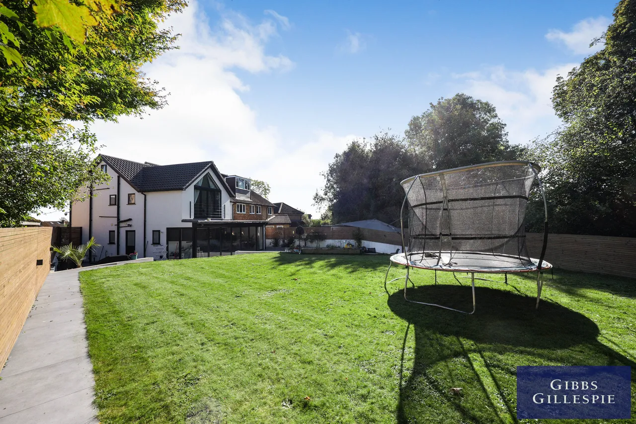 Pond Lane, Chalfont St. Peter Fees Apply, SL9, photo 10