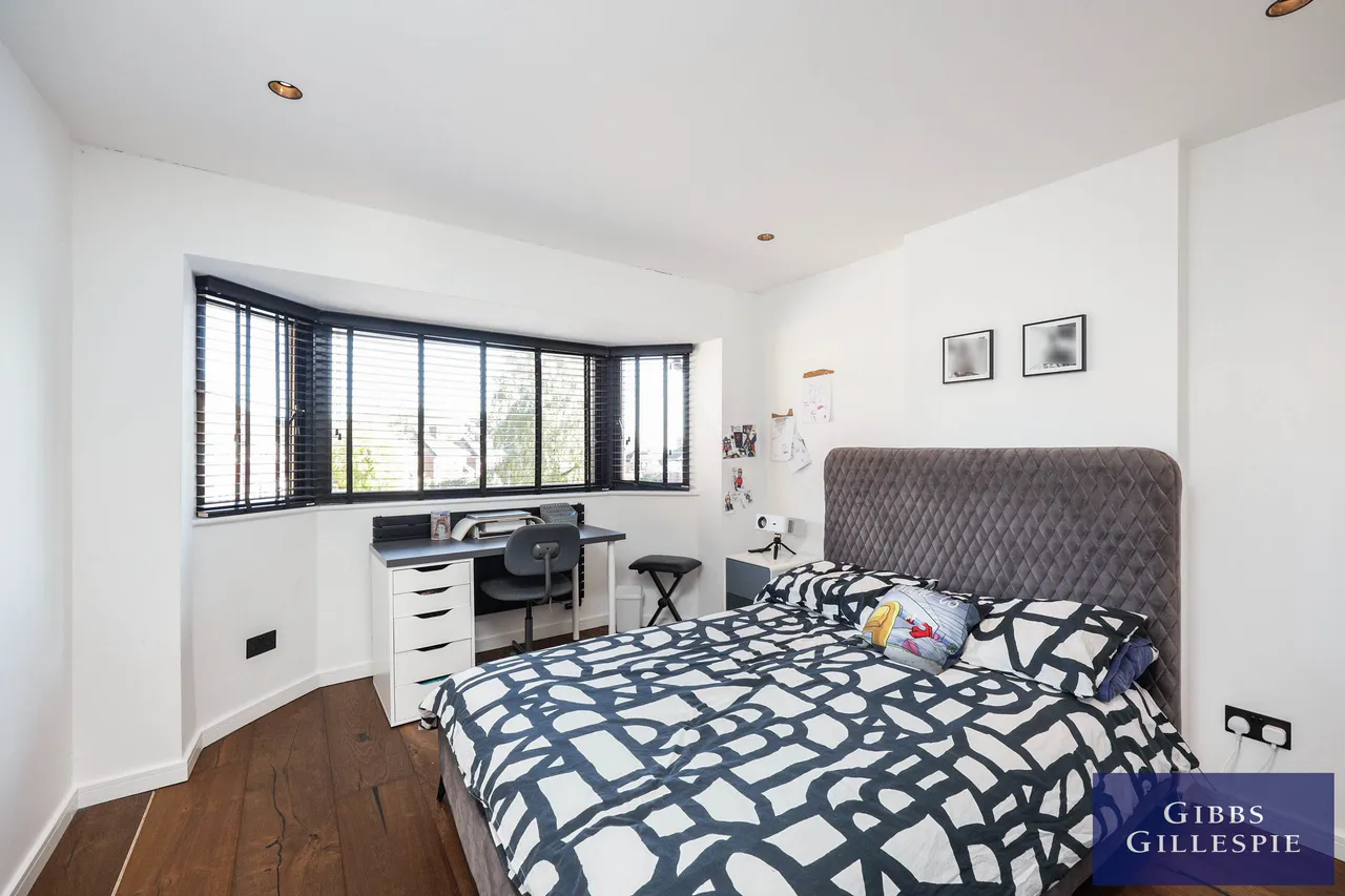 Pond Lane, Chalfont St. Peter Fees Apply, SL9, photo 6