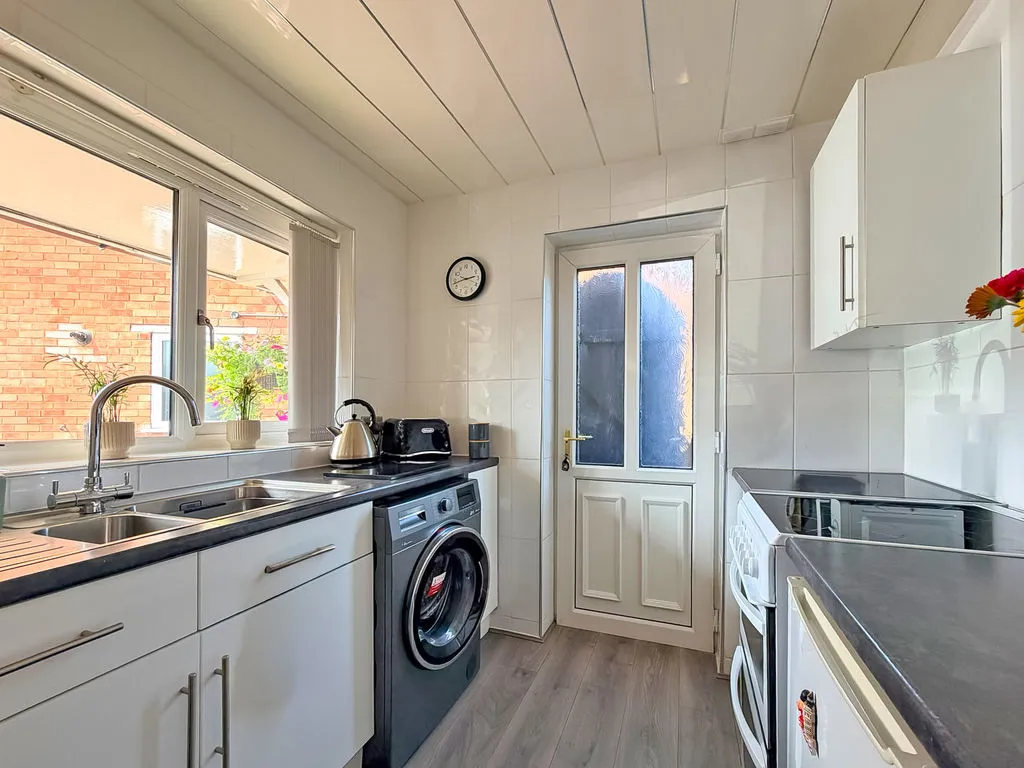 Hawthorne Road, Cheslyn Hay, WS6, photo 6
