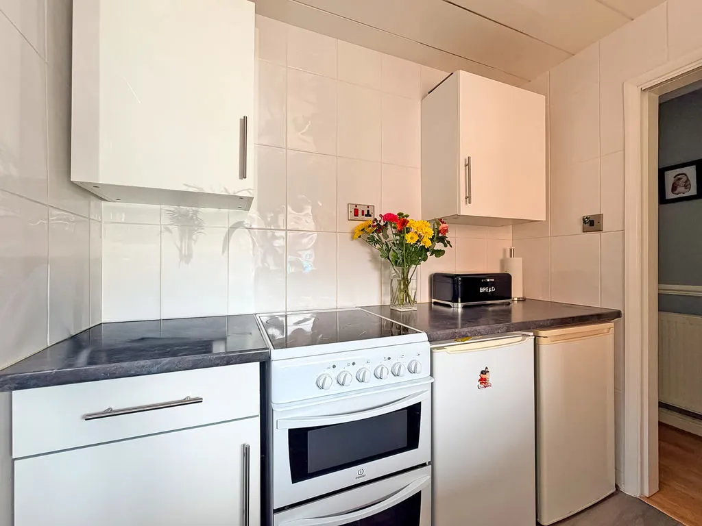 Hawthorne Road, Cheslyn Hay, WS6, photo 7
