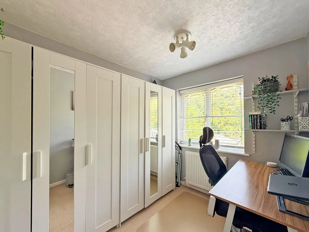 Hawthorne Road, Cheslyn Hay, WS6, photo 21