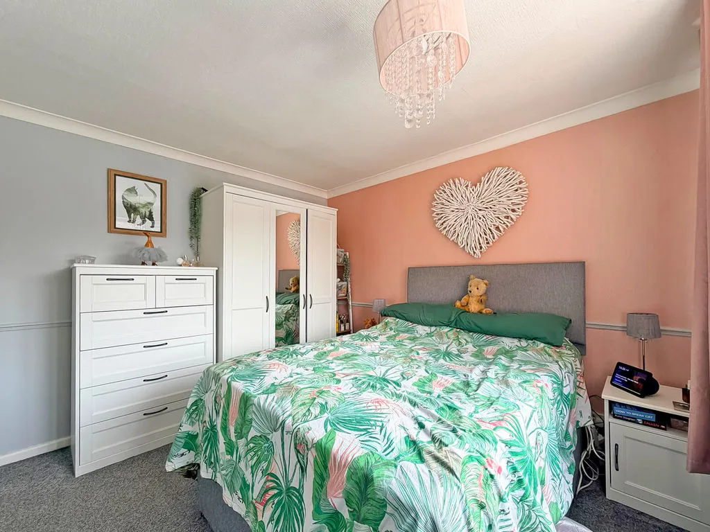 Hawthorne Road, Cheslyn Hay, WS6, photo 17