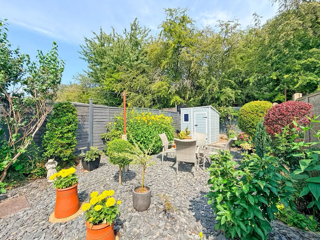 Hawthorne Road, Cheslyn Hay, WS6, photo 23