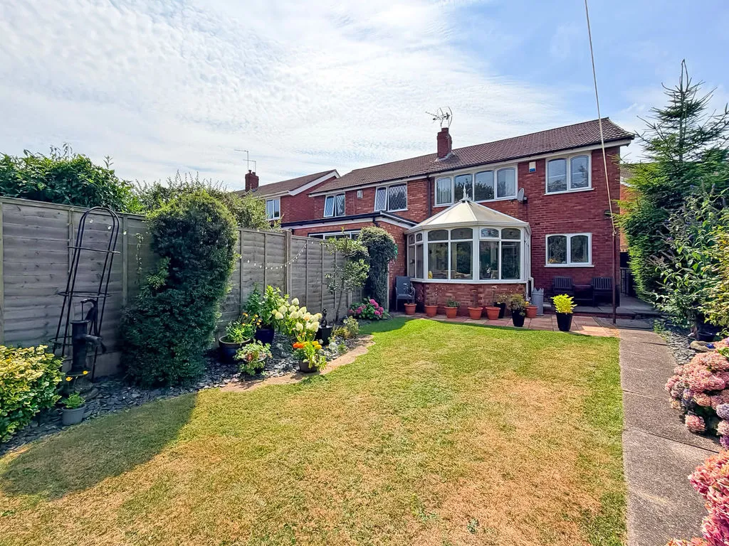 Hawthorne Road, Cheslyn Hay, WS6, photo 25