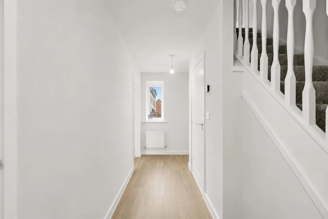 Coventry Lane, Bramcote, NG9, photo 6