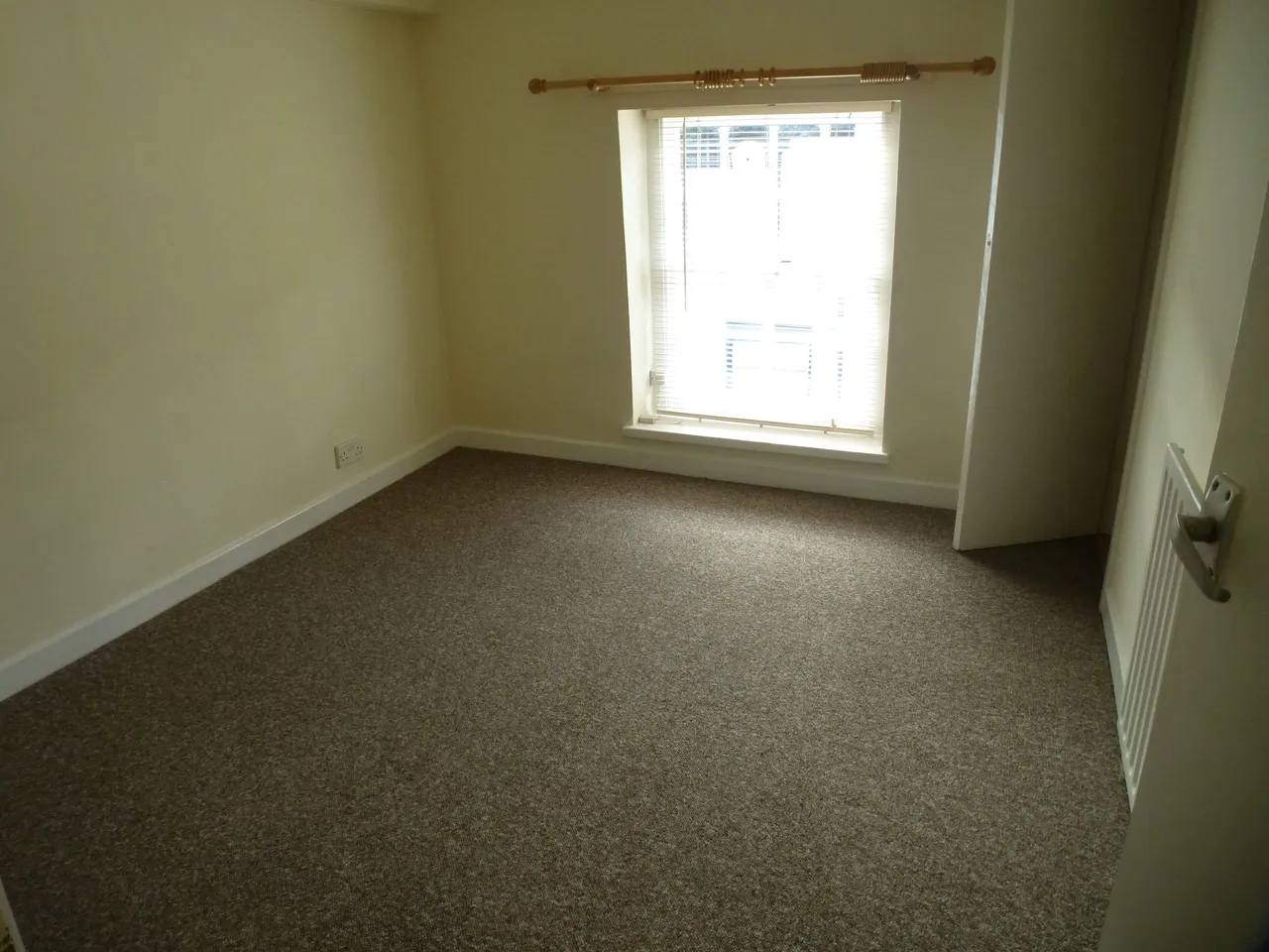 Bury St Edmunds, IP33, photo 4