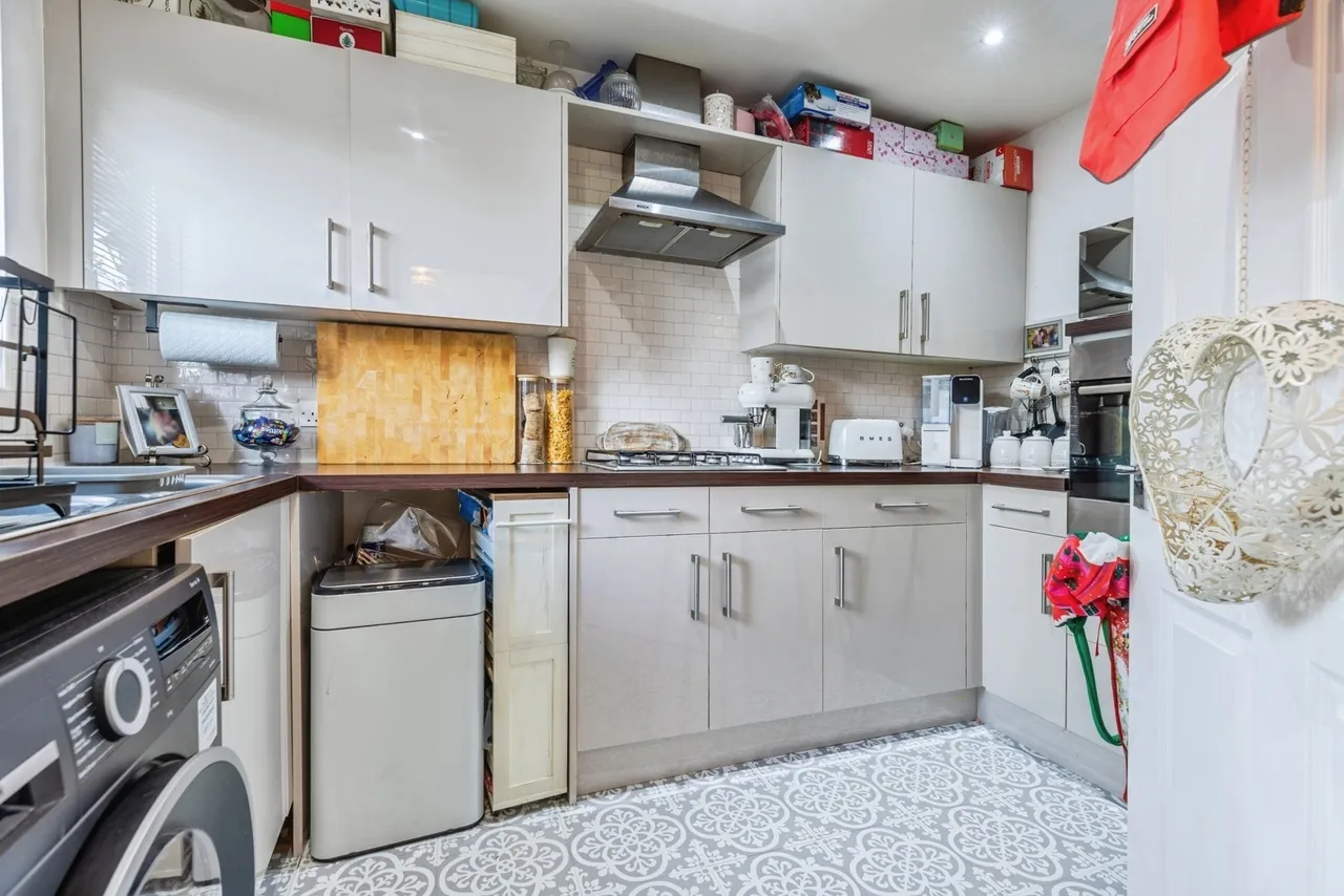 Martindale Crescent, Middleton, M24, photo 6