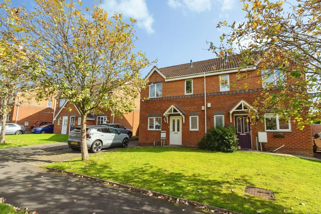 3 bed house for sale, Martindale Crescent, Middleton, M24