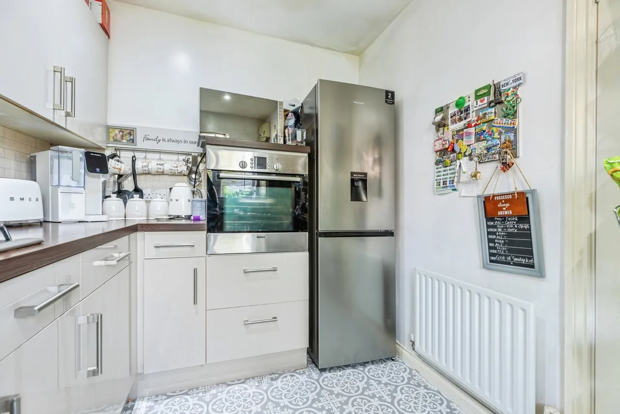 Martindale Crescent, Middleton, M24, photo 3