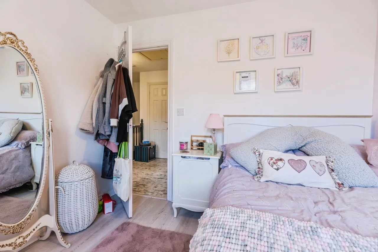 Martindale Crescent, Middleton, M24, photo 11