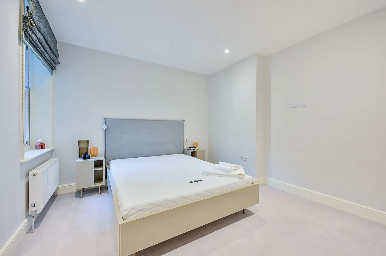 133 Hamlet Gardens, London, photo 11