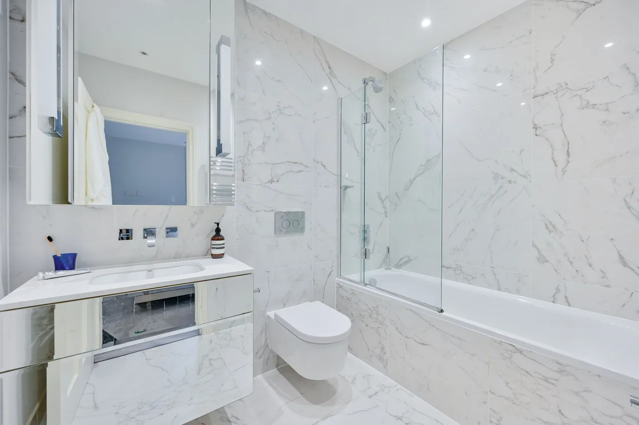 133 Hamlet Gardens, London, photo 10