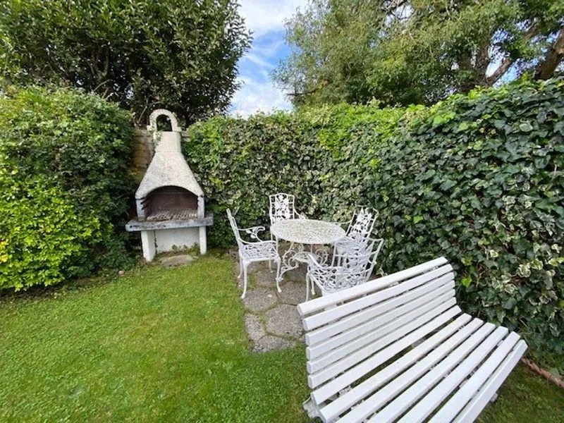 Groves Close, Bourne End SL8 5JP, photo 8